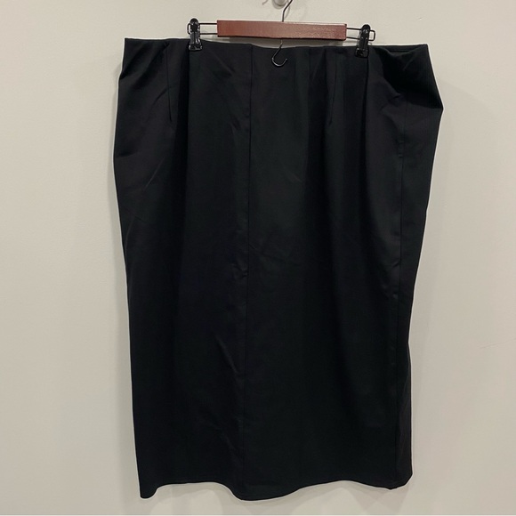 LANE BRYANT NWT 24 Black Ponte Front Slit Pencil Skirt Pull-On Stretch Corpcore - Picture 12 of 15